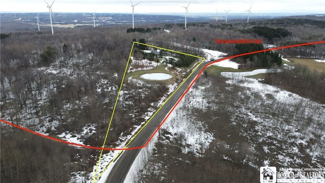 2628 Meadows Road, Arkwright, NY 14718