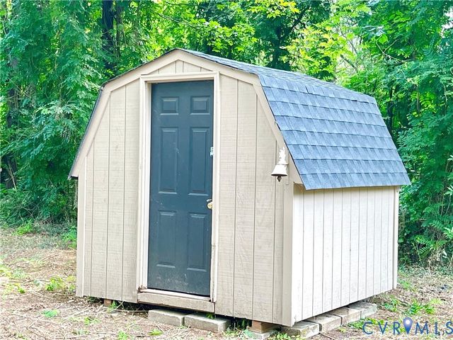 3301 Kingsland Road, Chesterfield, VA 23237