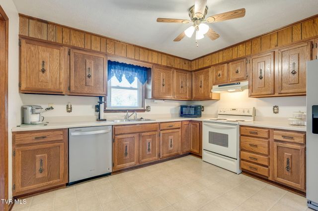 139 Collingwood Drive, Bristol, TN 37620