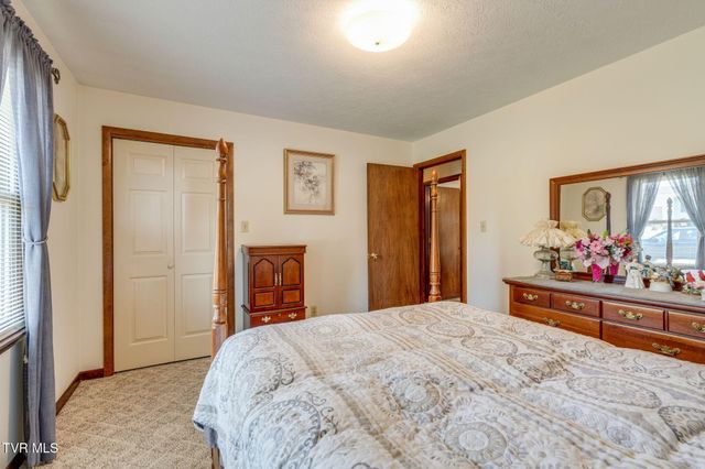 139 Collingwood Drive, Bristol, TN 37620