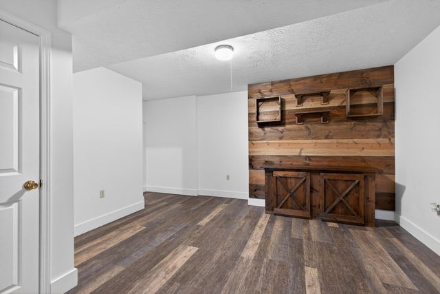 357 Shoreside Drive, Lexington, KY 40515
