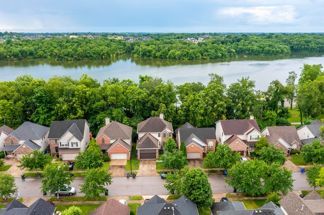 357 Shoreside Drive, Lexington, KY 40515