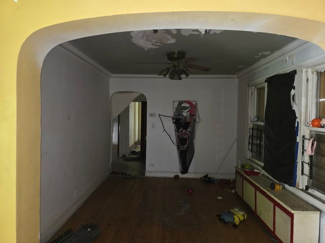 1038 W 104th Street, Chicago, IL 60643