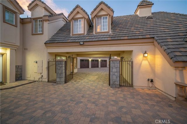 151 Toby Lane, Anaheim Hills, CA 92807