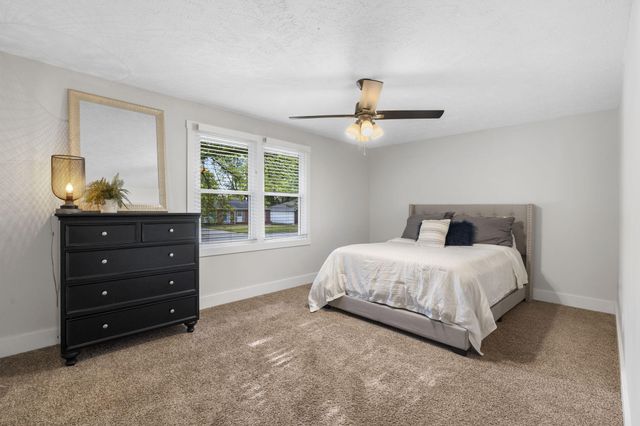 3349 South Avenue, Springfield, MO 65807