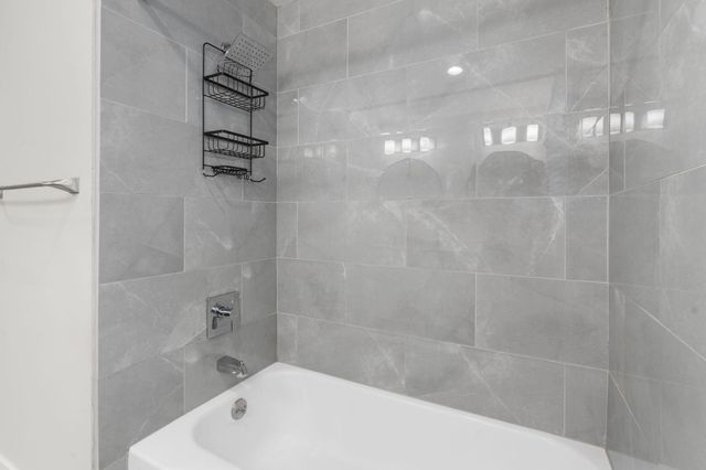 3349 South Avenue, Springfield, MO 65807