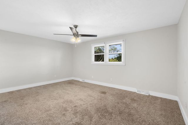 3349 South Avenue, Springfield, MO 65807