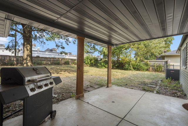 3349 South Avenue, Springfield, MO 65807