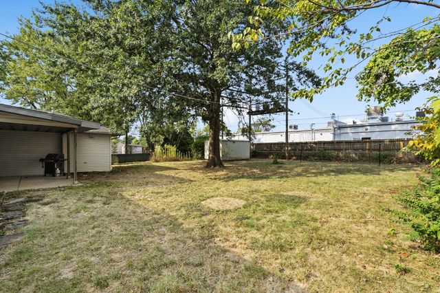 3349 South Avenue, Springfield, MO 65807