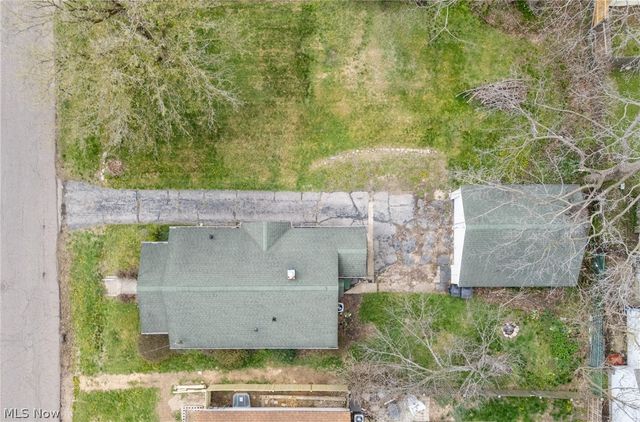 829 Indian Trail, Akron, OH 44314