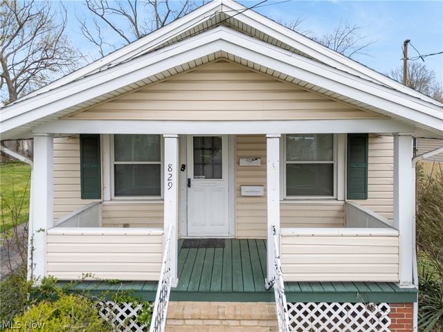 829 Indian Trail, Akron, OH 44314