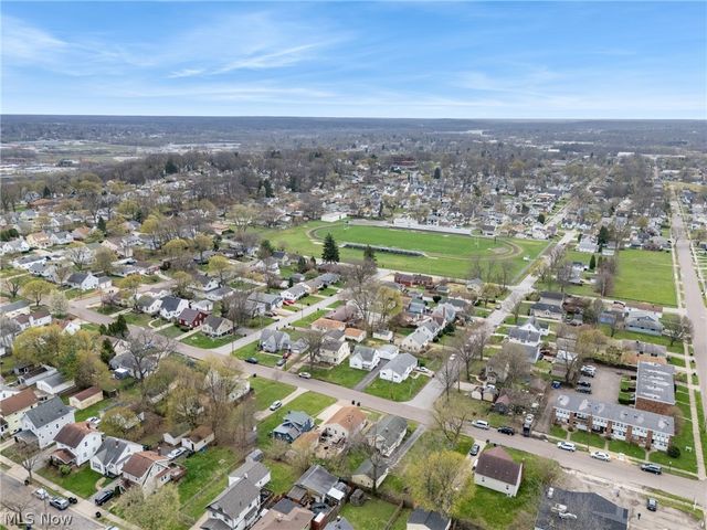 829 Indian Trail, Akron, OH 44314