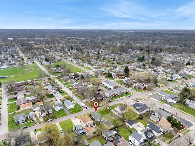 829 Indian Trail, Akron, OH 44314