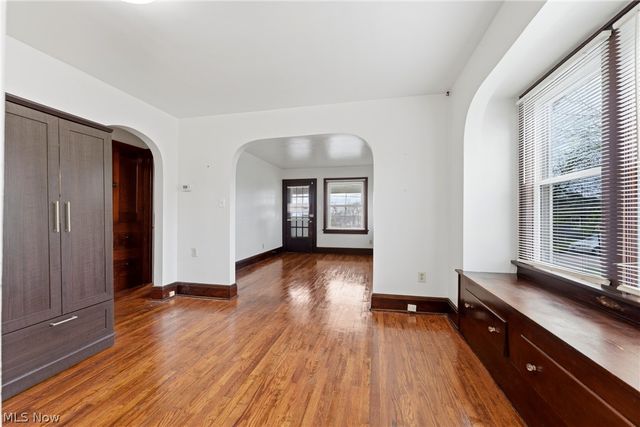 829 Indian Trail, Akron, OH 44314