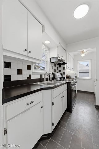 829 Indian Trail, Akron, OH 44314