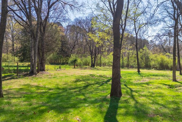 2007 Bay Pointe Drive, Hixson, TN 37343