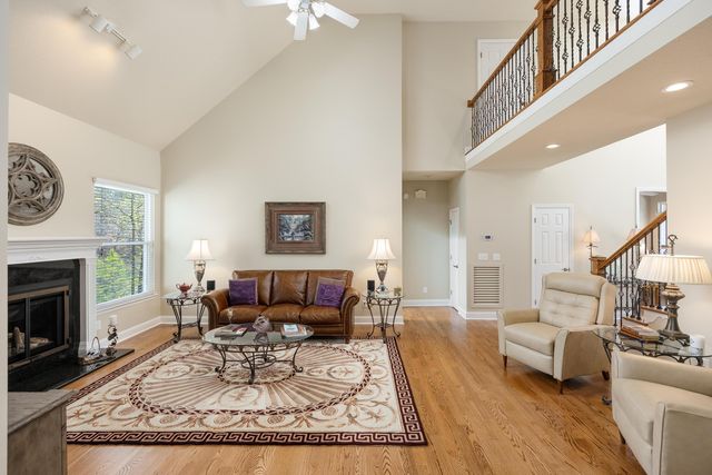 2007 Bay Pointe Drive, Hixson, TN 37343