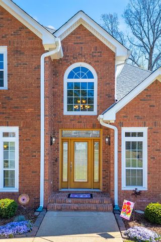 2007 Bay Pointe Drive, Hixson, TN 37343
