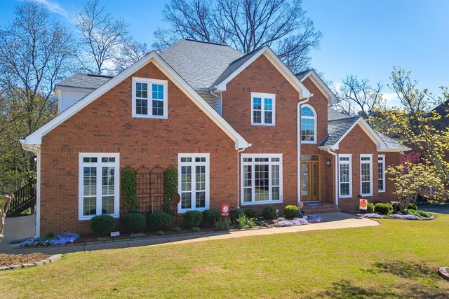 2007 Bay Pointe Drive, Hixson, TN 37343