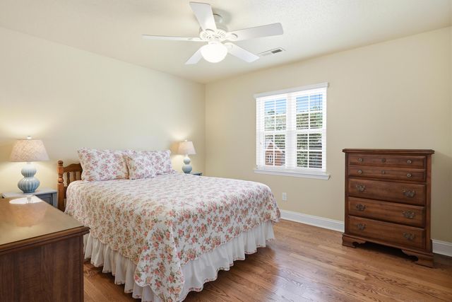 2007 Bay Pointe Drive, Hixson, TN 37343