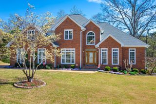 2007 Bay Pointe Drive, Hixson, TN 37343