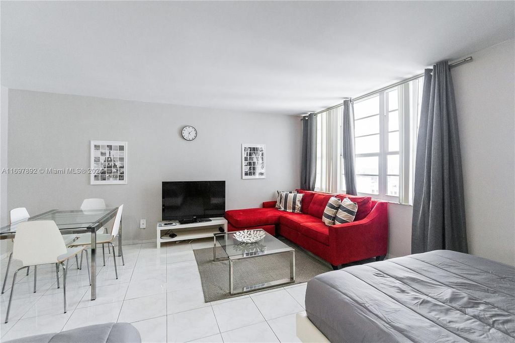100 Lincoln Rd 1616, Miami Beach, FL 33139