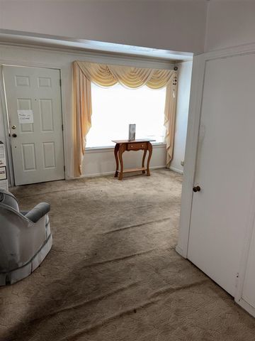 1353 Davis Street, Ypsilanti, MI 48198