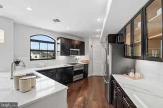 2702 LANGSTON BLVD #4B, Arlington, VA 22207