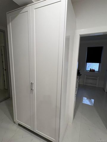 4 Sadore 1R, Yonkers, NY 10710