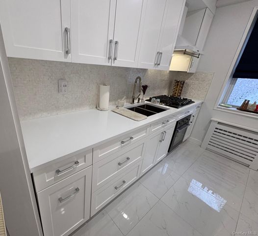 4 Sadore 1R, Yonkers, NY 10710