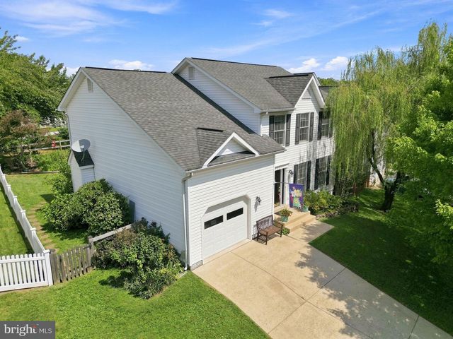 241 BREEZEWOOD DR, Warrenton, VA 20186