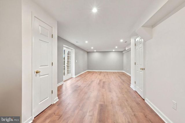241 BREEZEWOOD DR, Warrenton, VA 20186