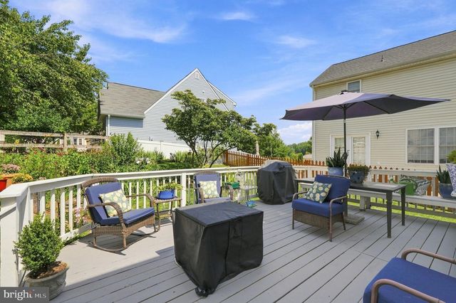 241 BREEZEWOOD DR, Warrenton, VA 20186
