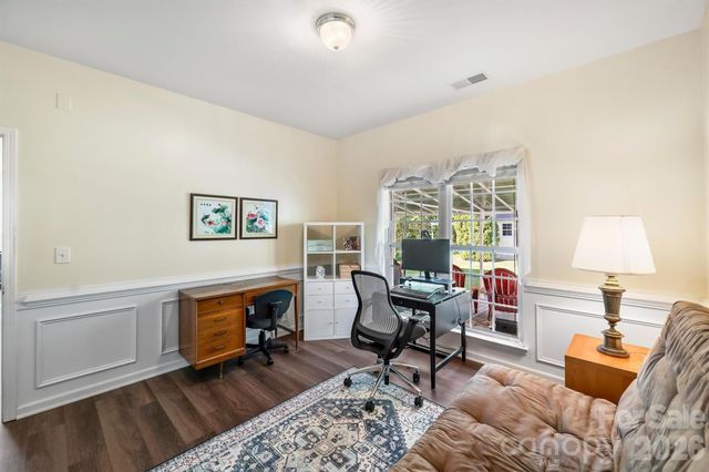 1830 Chinchester Lane, Charlotte, NC 28270