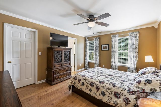 1830 Chinchester Lane, Charlotte, NC 28270