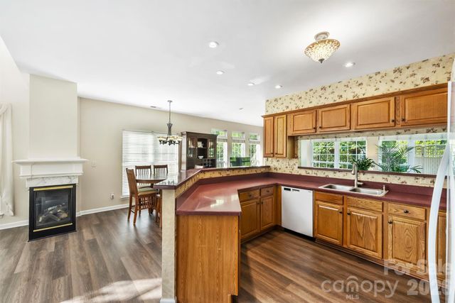 1830 Chinchester Lane, Charlotte, NC 28270
