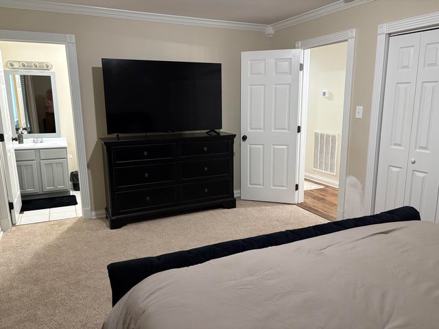 3029 Riverside Springs Drive, London, KY 40744