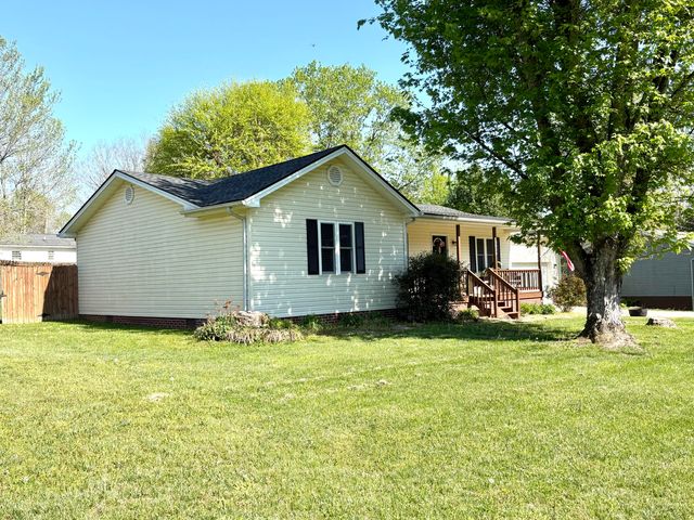3029 Riverside Springs Drive, London, KY 40744