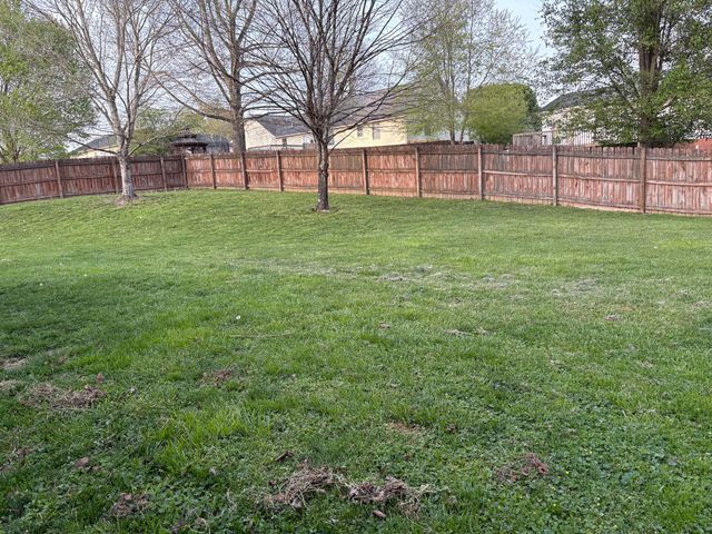 3029 Riverside Springs Drive, London, KY 40744