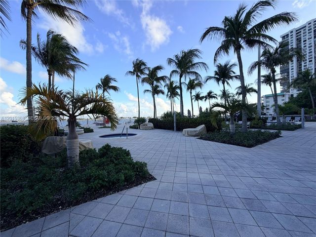 2101 Brickell Avenue 2301, Miami, FL 33129