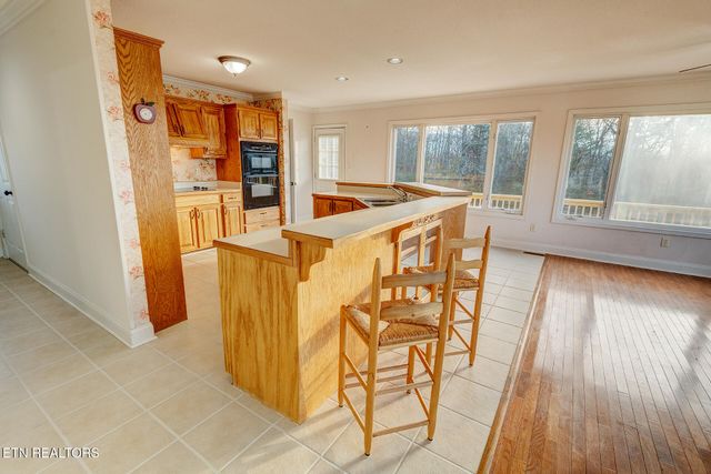 1002 Dawning Rd, Newport, TN 37821