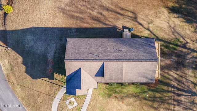 1002 Dawning Rd, Newport, TN 37821