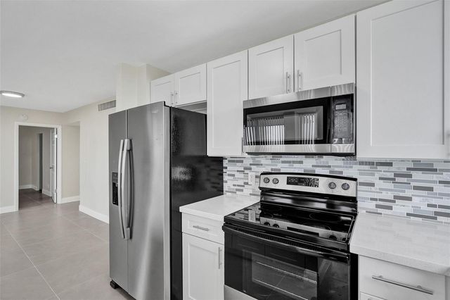 4222 Inverrary Boulevard 4810, Lauderhill, FL 33319