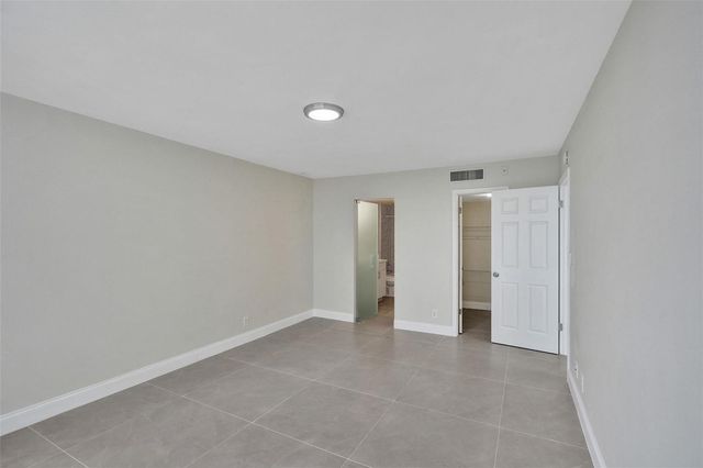 4222 Inverrary Boulevard 4810, Lauderhill, FL 33319