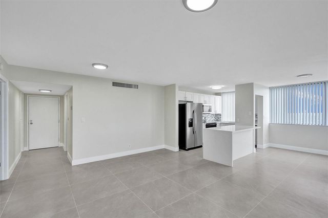 4222 Inverrary Boulevard 4810, Lauderhill, FL 33319