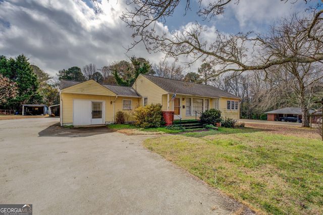 908 Nelson Street, Jackson, GA 30233
