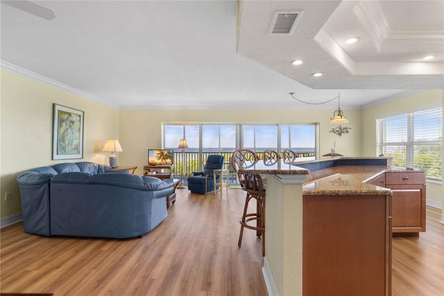 101 N MARION COURT 215, Punta Gorda, FL 33950