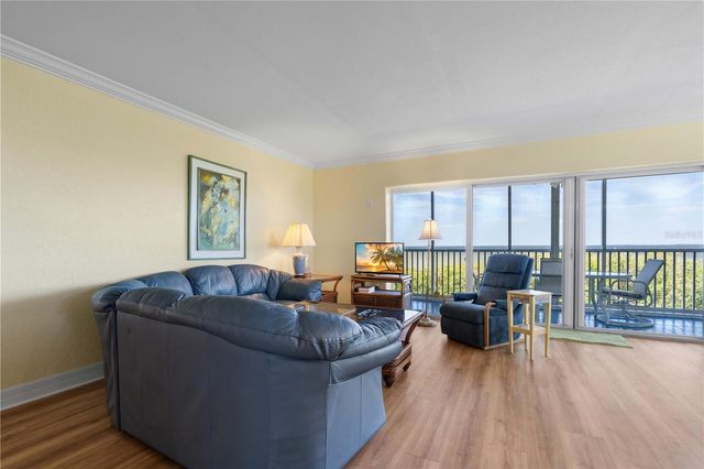 101 N MARION COURT 215, Punta Gorda, FL 33950