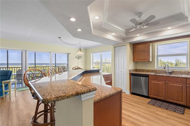 101 N MARION COURT 215, Punta Gorda, FL 33950