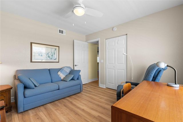 101 N MARION COURT 215, Punta Gorda, FL 33950